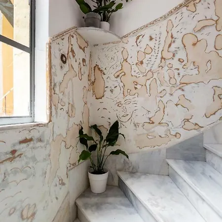 Delightful 2 Bedr-2 Bath With Access To Rooftop Garden - Ep9u Athens